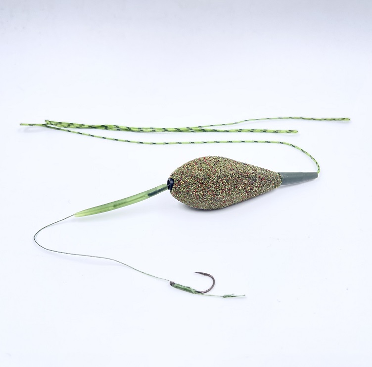 MONTURA SENZOR PE LEADCORE IN LINE CU PLUMB CULISANT, QUICK CHANGE, CARLIG FUDO Nr.4